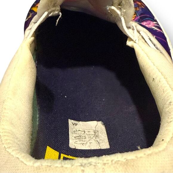 Sailor Moon x Vans ComfyCush Slip-On Sneakers (Rare!) - Picture 8 of 9